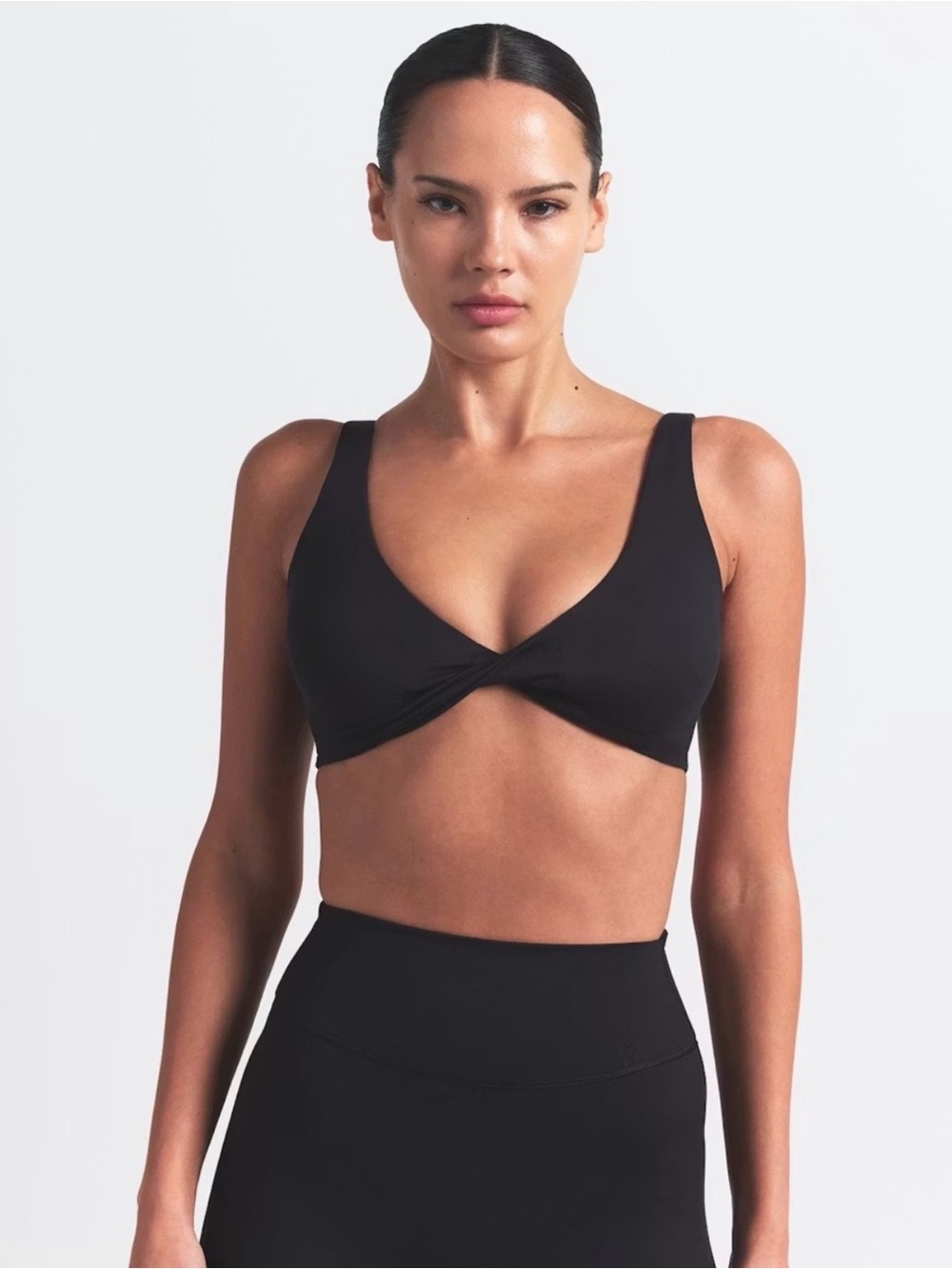 NWT NIKE SKIMS Black Twist-Front Bra